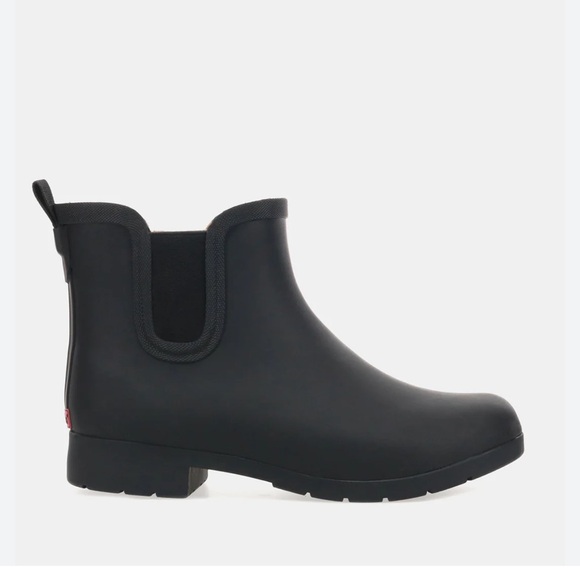 Chooka Black Ankle Rain Boots size 8 warm elastic insets - Picture 1 of 7